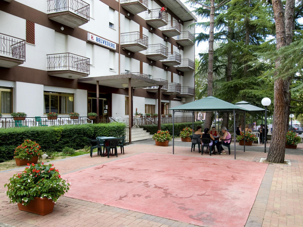 Hotel Belvedere Castrocaro Terme Buitenkant foto