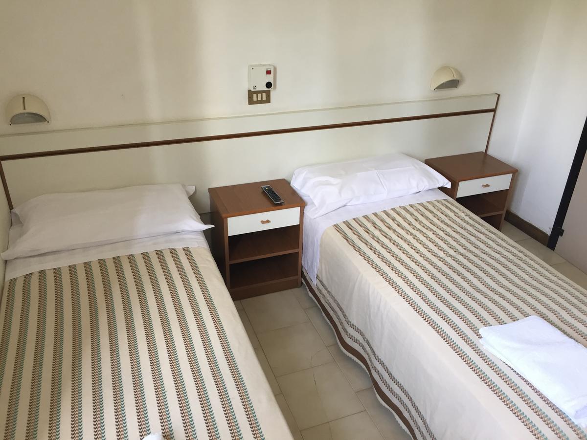 Hotel Belvedere Castrocaro Terme Buitenkant foto