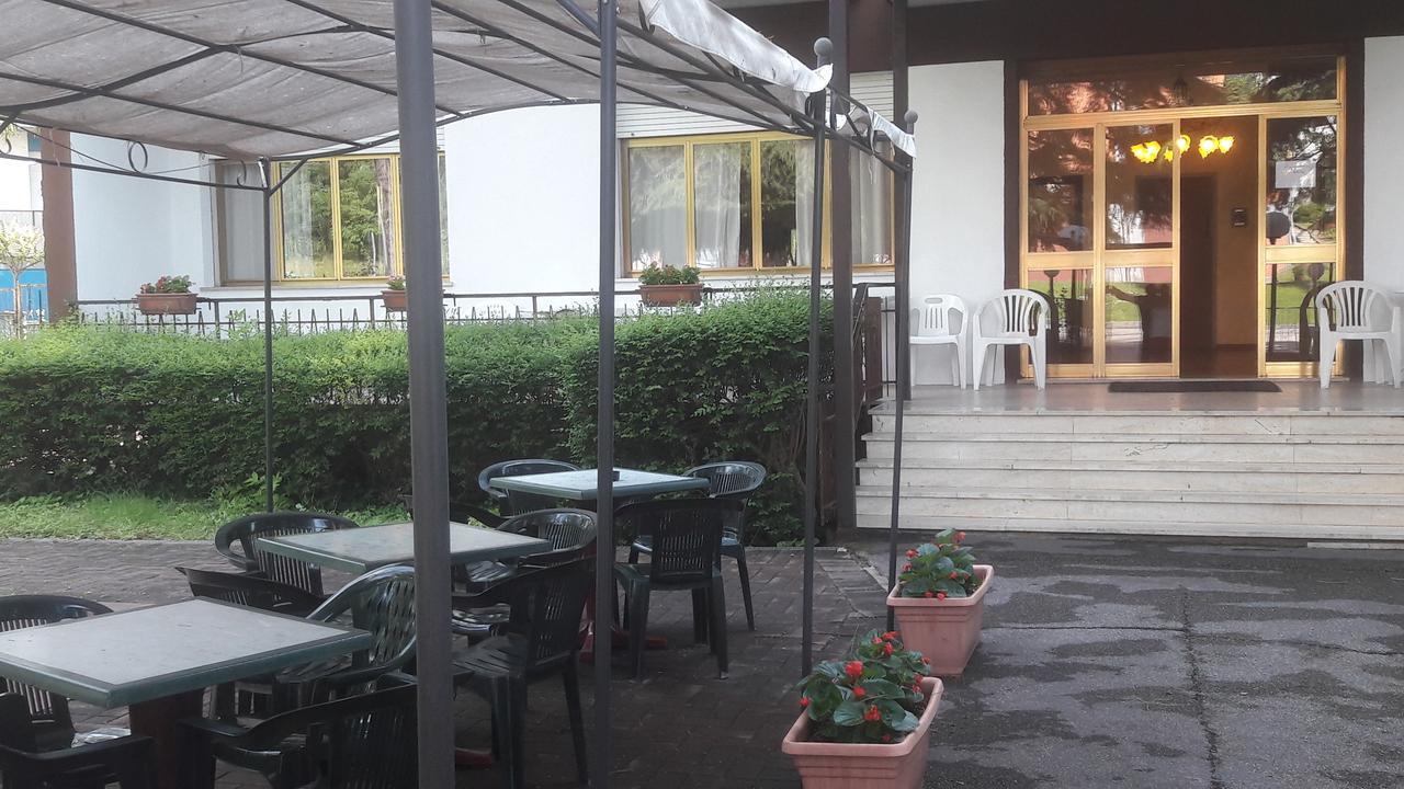 Hotel Belvedere Castrocaro Terme Buitenkant foto