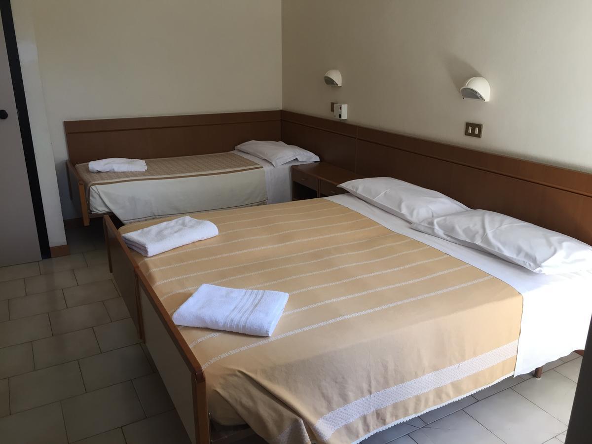 Hotel Belvedere Castrocaro Terme Buitenkant foto