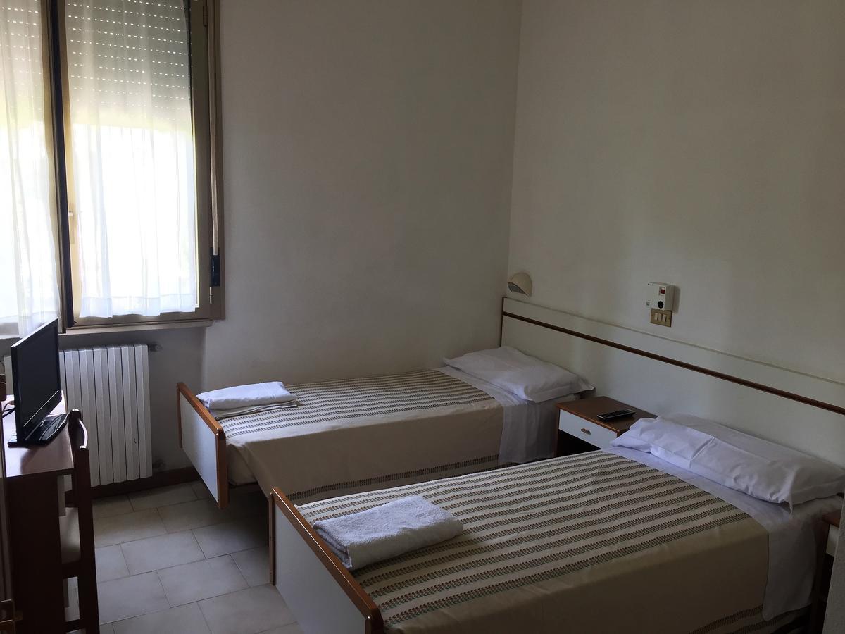 Hotel Belvedere Castrocaro Terme Buitenkant foto